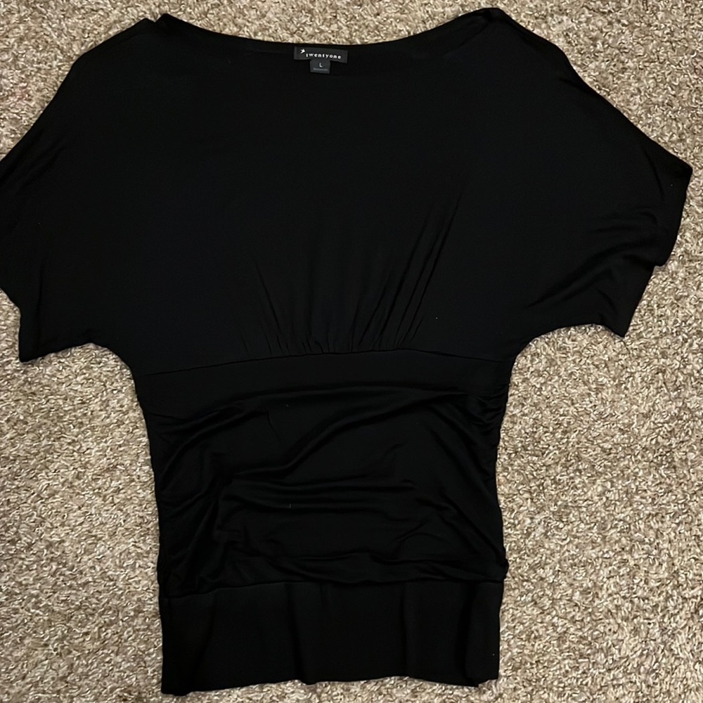 Black t shirt
